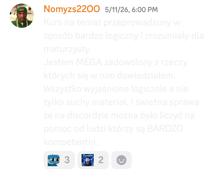 Opinia Nomyasz2200 o logicznym prowadzeniu kursu i społeczności Discord